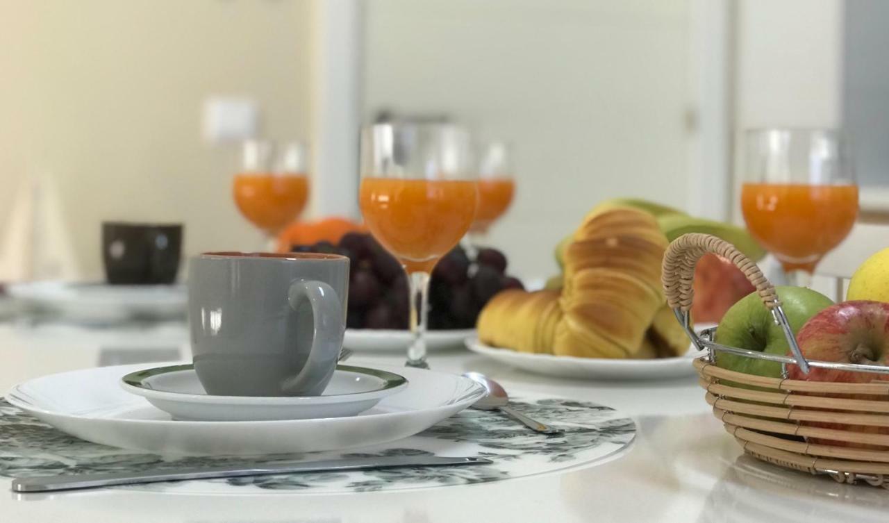 Litoral Mar Dream 17, Beach Front, Free Wi-Fi, Private Parking, Pool Portimão Buitenkant foto